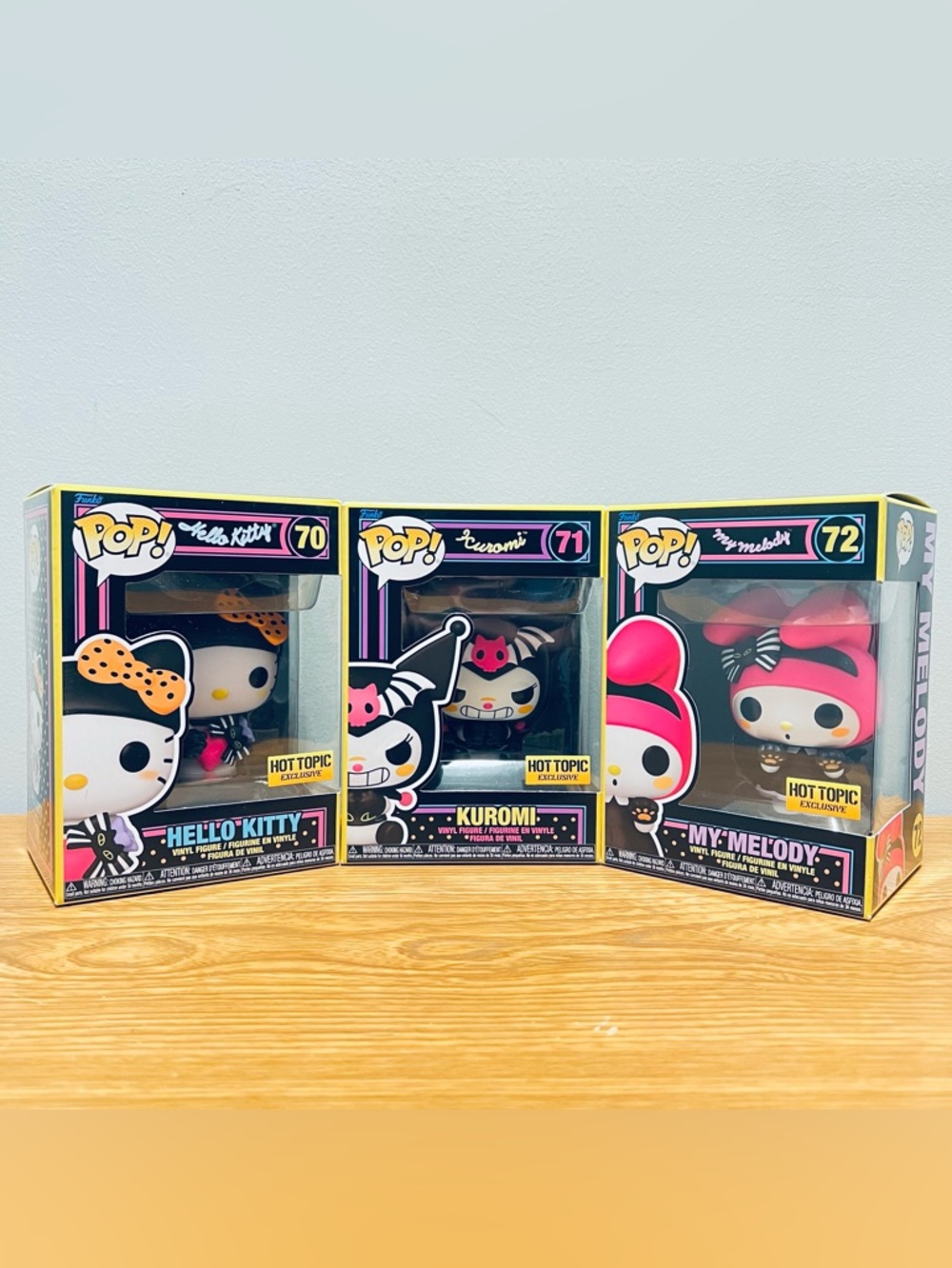 ✨🖤 Sanrio x Funko Pop! Hot Topic Exclusive Set (Blacklight Series) 🖤✨